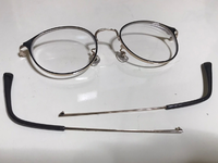 Jinsで購入した眼鏡のフレームが折れてしまいました レンズは Yahoo 知恵袋