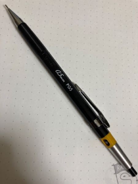 至急！どちらの文房具がおすすめですか？早めの回答お願いします