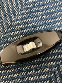 こういうスイッチって 「入」が見えてる時がONですか？

それとも、この状態ではOFFで
ONにしたい時に「入」の方向に動かすんですか？


いつも混乱します

教えてください