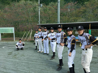 このユニフォームはどこの学校や草野球チームのものかわかりますか Yahoo 知恵袋