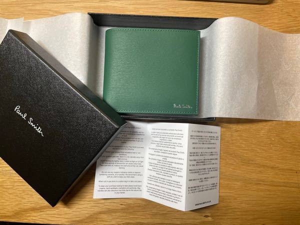 ポールスミスの財布をamazonで一万円で購入したのですが 偽物ですか Yahoo 知恵袋