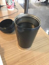 スタバでデカフェのドリップコーヒーのショートサイズを頼んだのですが、これって多いですかね？見た感じ7割くら入っているのですが、自分的には嬉しいですけど。 