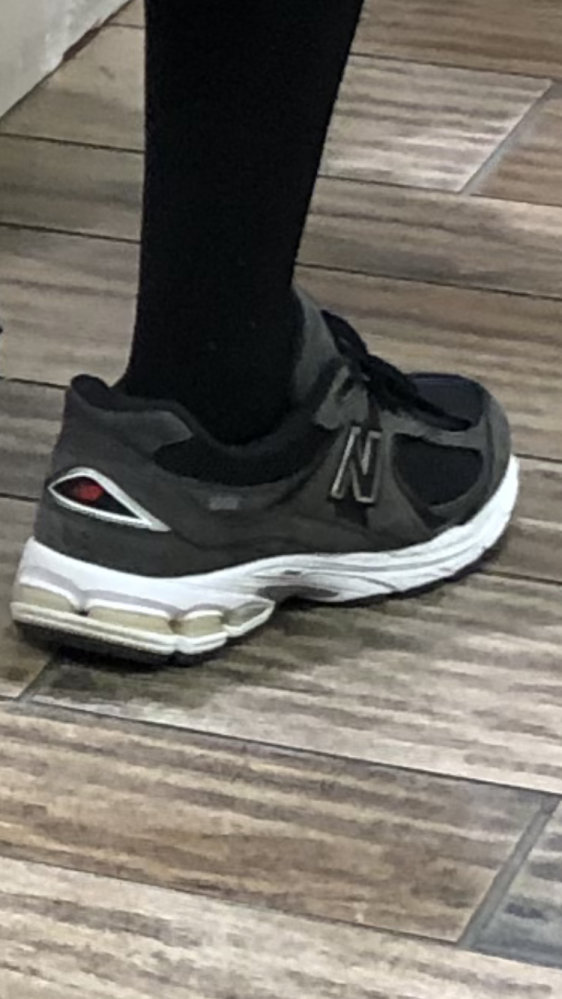 このNBの靴の詳細を知りたいです。 どなたかわかる方、教えて下さい。