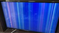 ソニーのTVに白い線が入った。ソニーブラビアKJー49X9000Eの画面