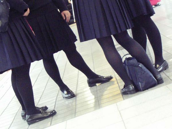 女子中学生パンスト画像 www.pinterest.jp