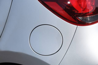 車のガソリンを入れる口のところは 何て名前ですか また車の中でそこを開 Yahoo 知恵袋