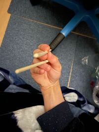 箸の持ち方練習してるのですが箸の先端が合いません どこで調整す Yahoo 知恵袋