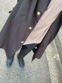 男性物のコートというのは どれも大体 襟を寝かせて着るよりも 襟を立てて Yahoo 知恵袋