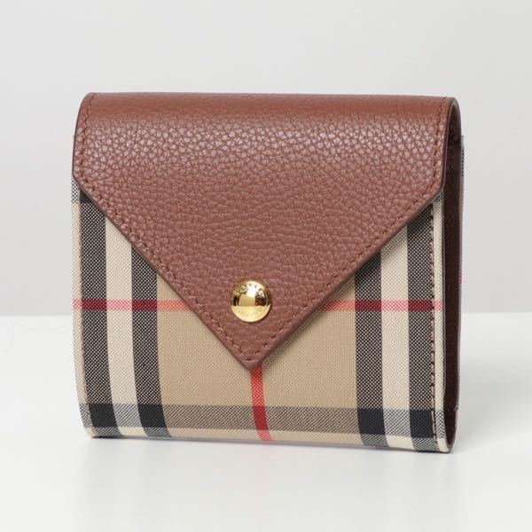 Burberryの財布ってどのくらいの年齢、性別の方が使ってい Burberryの財布ってどのくらいの年齢、性別の方が使ってい