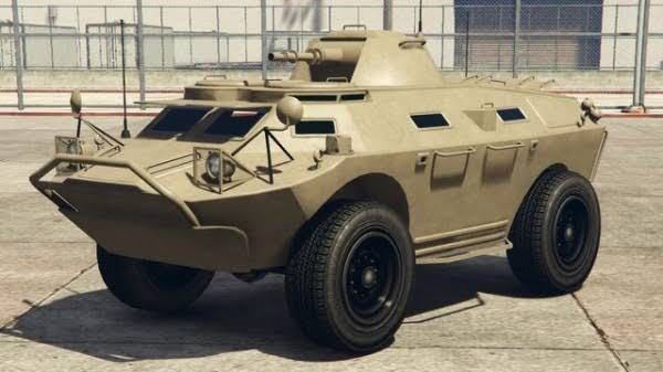 Gta5のapcって何人乗れるんですか 運転手は戦車と同 Yahoo 知恵袋