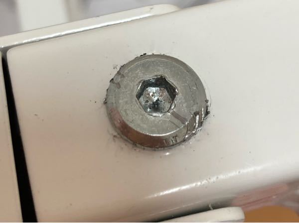 最近、ニトリでパイプベッドを購入したのですが、間違って組み立てて 