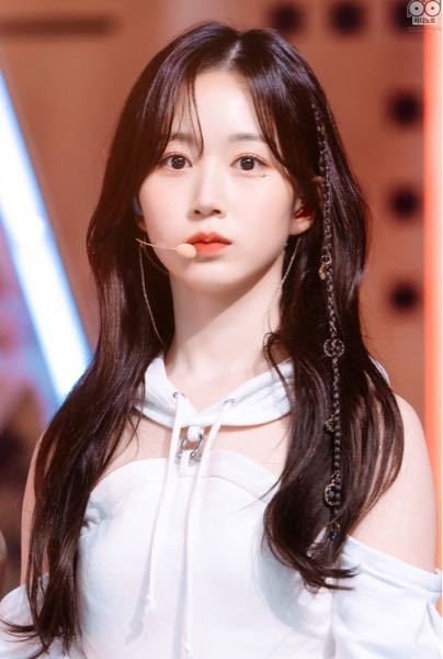 Nmixxのへウォンちゃんがいつもやっているようなゆるい巻き髪 Yahoo 知恵袋