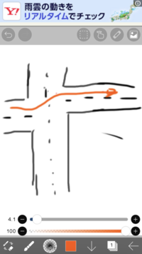 図のような道路をオレンジ線のように行くときは破線が続いてるのでウィンカーがを出す必要はありませんか？ 