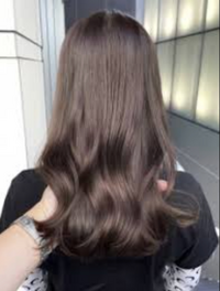 ヘアカラーについてです 画像のようなココアグレージュの髪色にし Yahoo 知恵袋