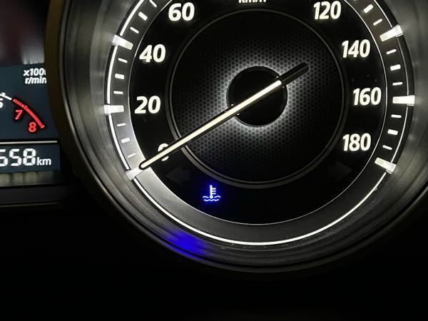 この青いマークなんですか 低水温表示灯といってエンジンが冷えている Yahoo 知恵袋