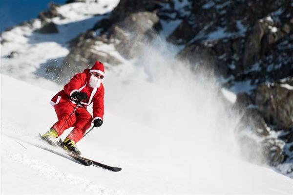 サンタクロースさんはスキーが 好きですか？