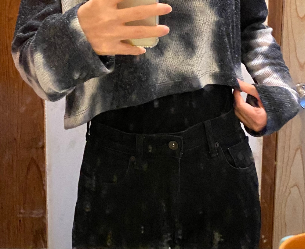 こういう丈の短いトップスはへそ出ししたくない時 中にタンクトッ Yahoo 知恵袋