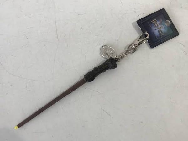この杖の電池って何かわかりますか？？