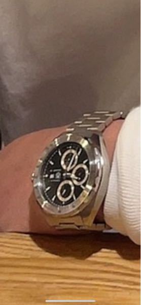この腕時計って何の腕時計か分かりますか？分かる方いたら教えてください