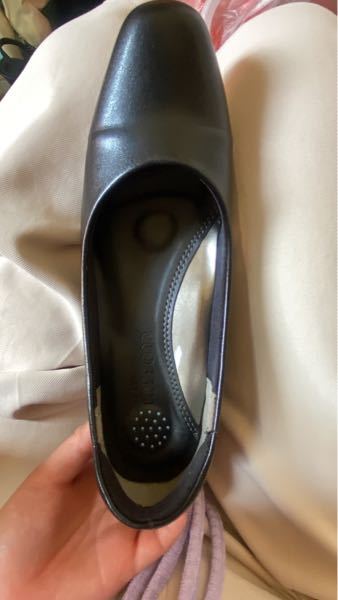 就活するにあたってこの形のパンプスはセーフですか しまむらで購入したのを Yahoo 知恵袋