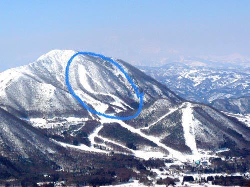 X-JAM高井富士スキー場の、第6ペア右側にゲレンデを切り開いた跡があるのですが、ここは昔コースだったのですか？ もしかして、やまびこの丘スキー場の一部ですかね？ 木島平のパイオニアコース並みの斜度がある気がするのですが…