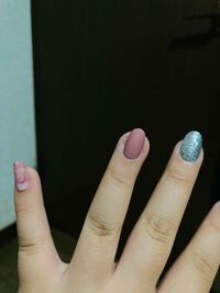 このように指が太くてネイルチップが合いません 特に薬指の爪 Yahoo 知恵袋