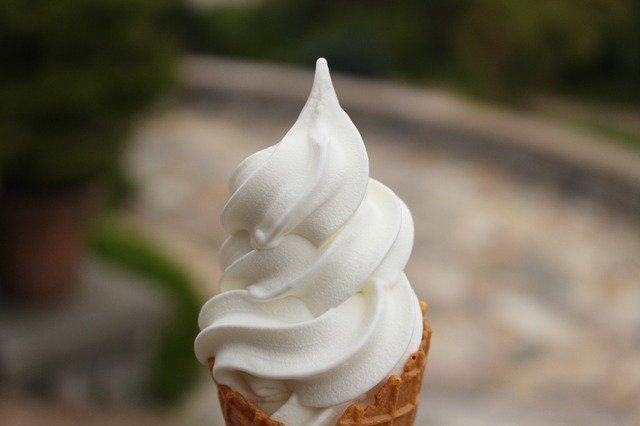 今日はどう過ごされましたか？ 今日はソフトクリームの日。 何味のソフトクリームが好きですか。