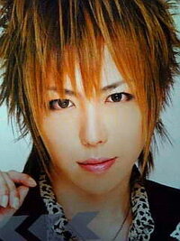 シドのマオがこの髪型の時期っていつですか 曲のpvとかで教えて下さい Yahoo 知恵袋