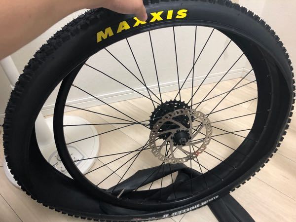 MTBのタイヤを27.5×2.1から27.5×2.4のタイヤをつけようと
