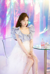 西野カナさんの会えなくてもと 遠くてもの違いをおしえてください 遠く Yahoo 知恵袋