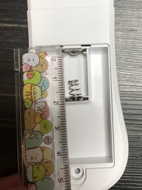 Iveのペンライトなのですが 電池は何を入れたらいいのでしょうか 縦2c Yahoo 知恵袋