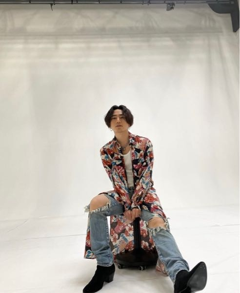 三代目jsb登坂広臣さんが着てるこのシャツどこのかわかりますか Yahoo 知恵袋