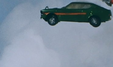 プラモデルだと思うのですが、こちらの車種分かりますでしょうか？（1972年のドラマ劇中の画像です）よろしくお願い致します。