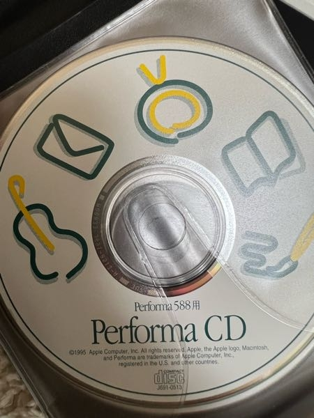 こんにちは。 手元にperfoma CDと記載のあるディスクがあります。 こちらはperfoma588のインストールCDかと思いますが、ハードオフなどにあるOS が無いと記載のあるMacBookでなどにインストール可能なものでしょうか。perfoma5410用と記載があるものもありますが、ハードウェアもこのシリーズ以外には入らないものでしょうか。 ご教示ください、宜しくお願いします。