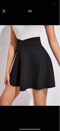 SHEINのこのミシェルマカロンに似ていると
言われているスカートを買った方に
お聞きしたいのですがスカート丈の長さを
教えて頂きたいです(T_T)

量産型 地雷 