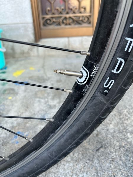 自転車 空気 入れ たら パンク した