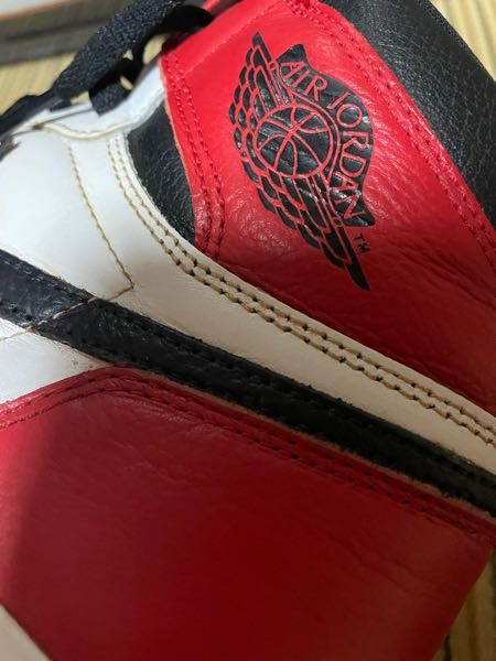 今日スニダンで買った中古のエアジョーダン1カスタムヘリテージが届い 