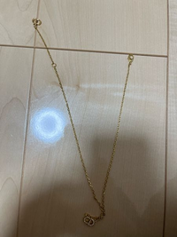 このDIORのネックレスは本物ですか？誕生日プレゼントで貰った 