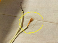 犬に噛み切られた扇風機のコードを修理しているんですが ビニールを切ろうと Yahoo 知恵袋