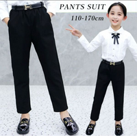 普段からボーイッシュな友達が結婚式に出席する服で悩んでいます スカートは絶対履 Yahoo 知恵袋