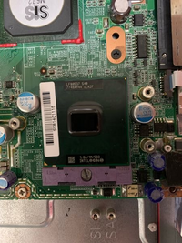 15年近く前のノートパソコンを分解してます バッテリーも充電で Yahoo 知恵袋