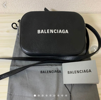 某フリマサイトで見かけたのですが、このバレンシアガのバッグは 