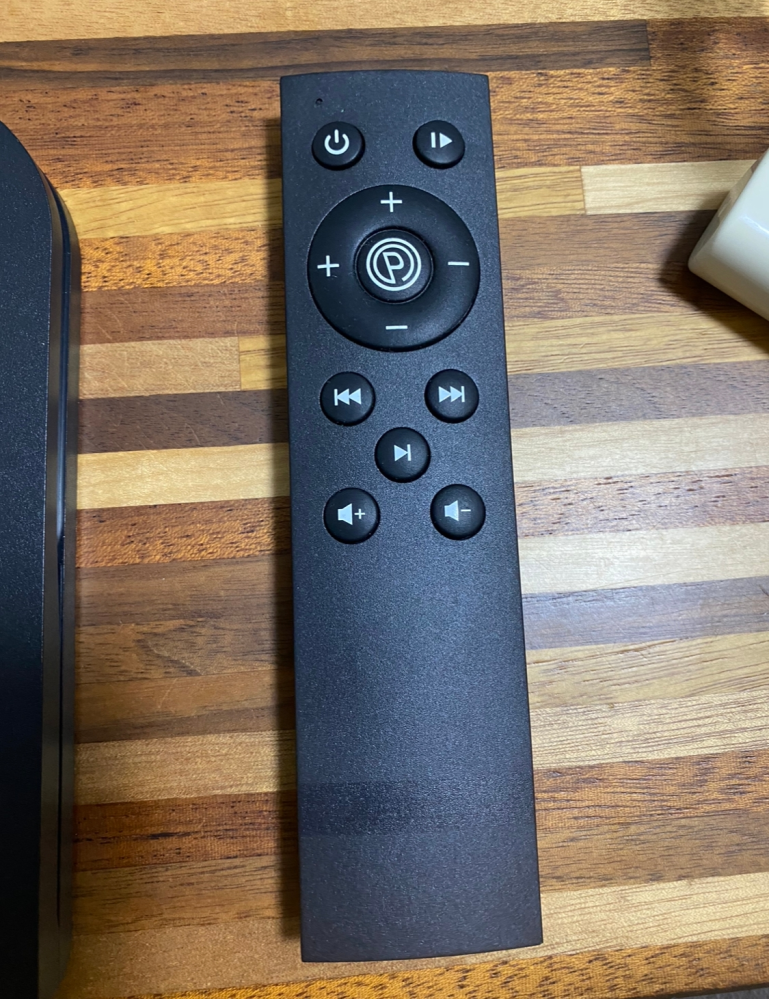 このリモコンが何のリモコンかわかる方いらっしゃいますでしょうか ...