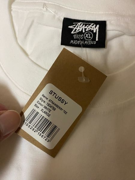 至急で教えて欲しいです。stussyのこのタグがついてれば本物