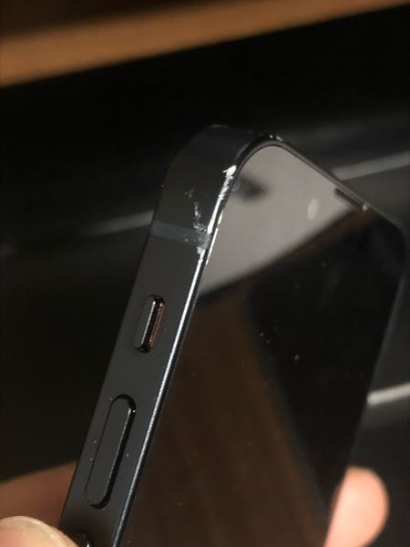 スマートフォン 本体 画面少し傷あり 2年返却のスマホの傷の程度について教えて下さい、画面は割れていませ