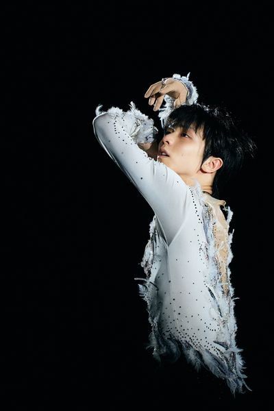 羽生結弦氏に詳しい人に質問します。彼にメールやファンレター送りたい