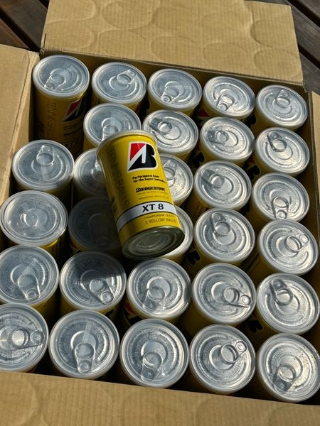 数10年前の公式テニスボールが倉庫から出てきました。必要ないの