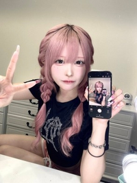 こちらのハウスダストちゃんのような三つ編みヘアどうやってできま 