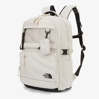 ノースフェイスのリュックについて質問です。 THE NORTH FACE／ DUAL PRO III（韓国限定品）をネットで検討中なのですが.. 「ノートパソコンとiPadを収納できるポケットが本体背中の辺りに付いているか？」を知りたいです。予定するノートパソコンは14インチ（横31.8㎝x 奥行22.4㎝ x 高さ2.35㎝）です。DUAL PRO ⅡまたはIIIをお持ちの方、ご教示よろし...
