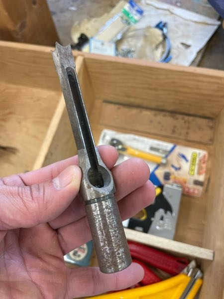 この工具は なんて名前で どう使うものですか？